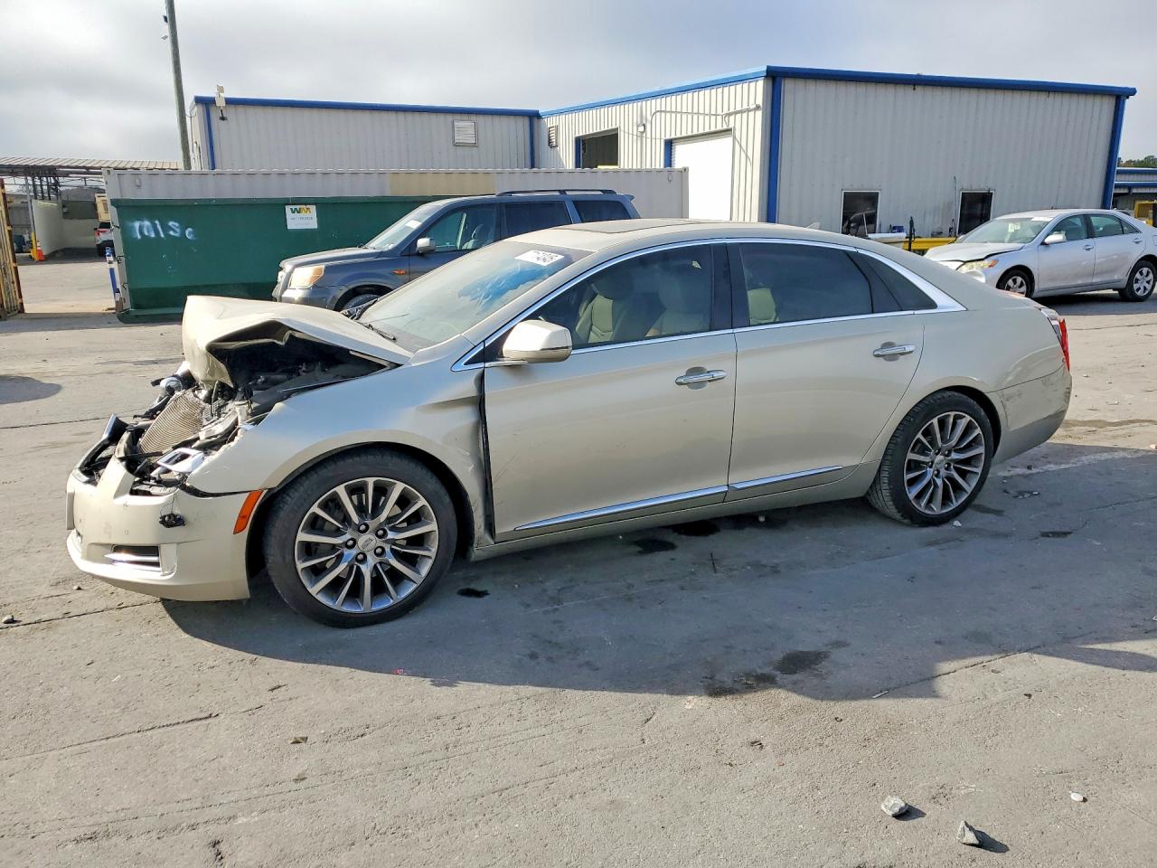 Salvage Cadillac XTS Image