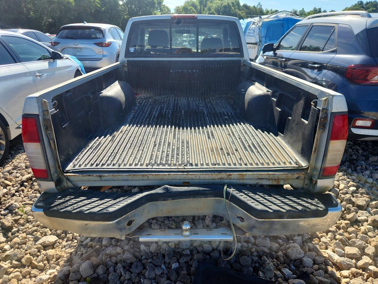 Nissan Frontier Xe