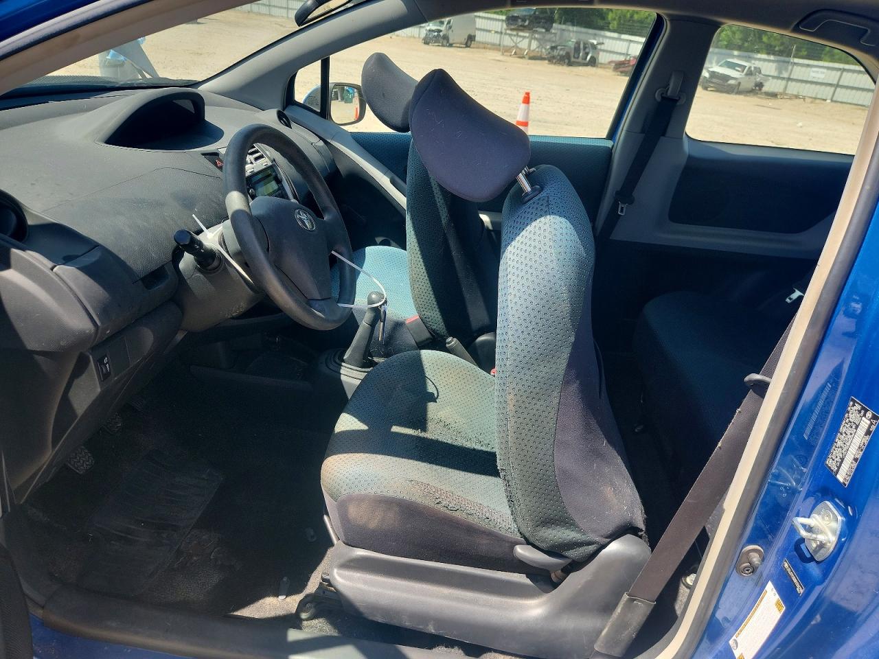 Toyota Yaris Base