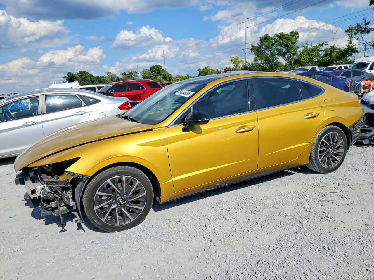 Salvage Hyundai SONATA Image
