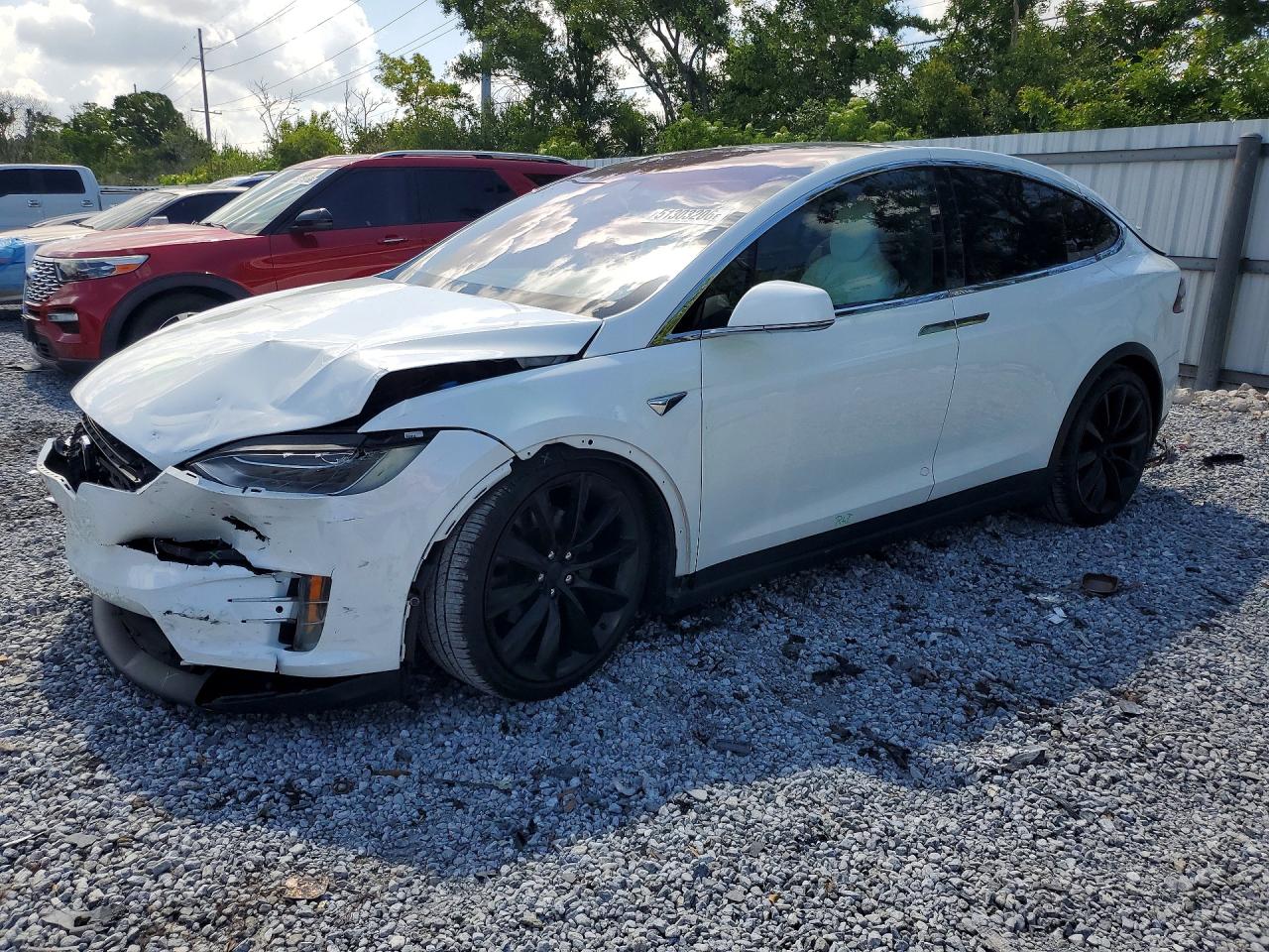 Salvage Tesla Model X Image
