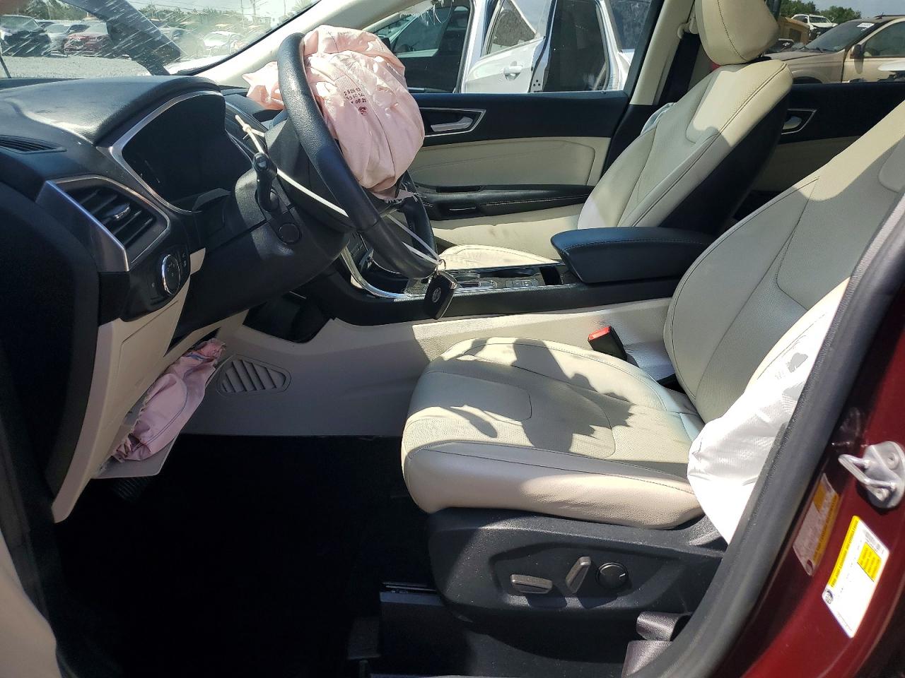 Ford Edge Titanium