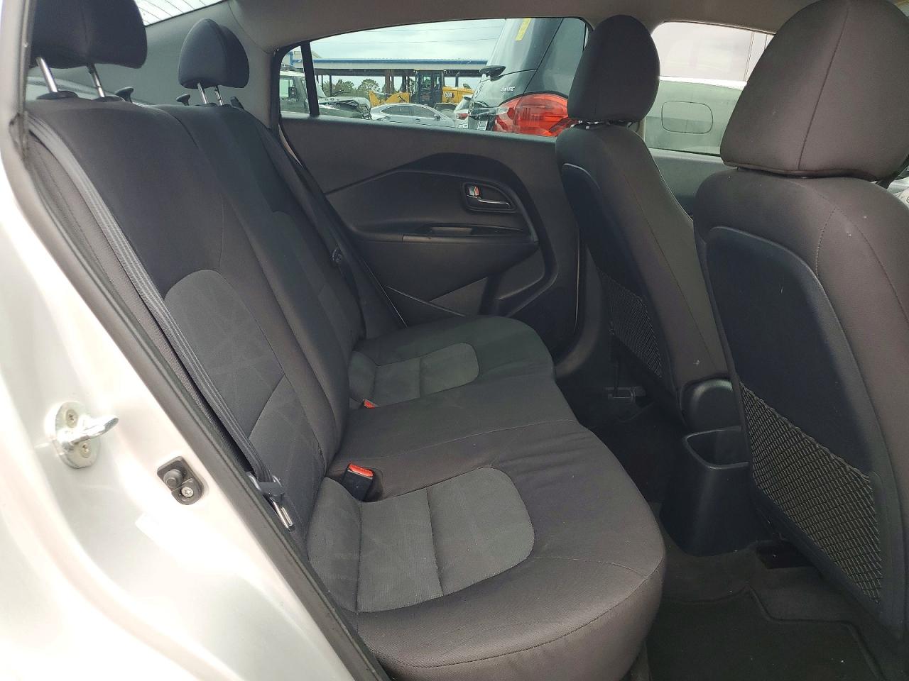 Kia Rio Lx
