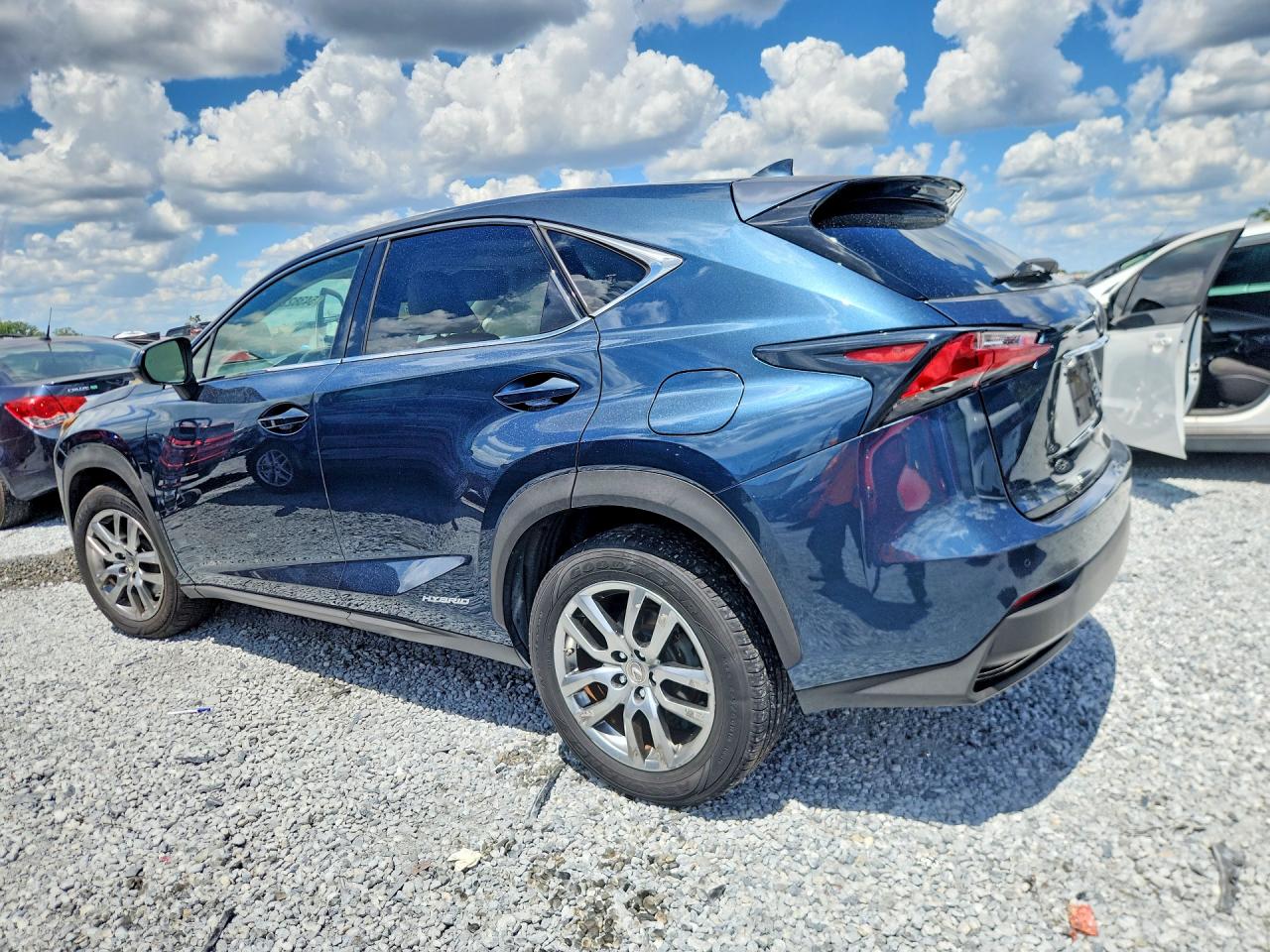 Lexus NX 300h