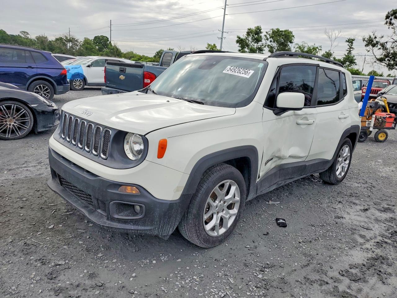 Salvage Jeep Renegade Image