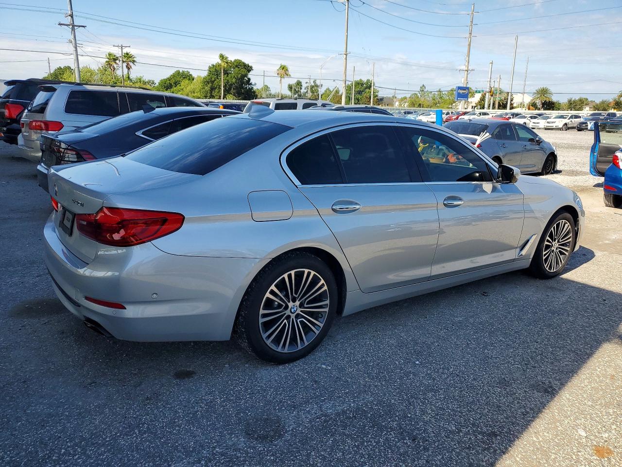 BMW 5 Series I
