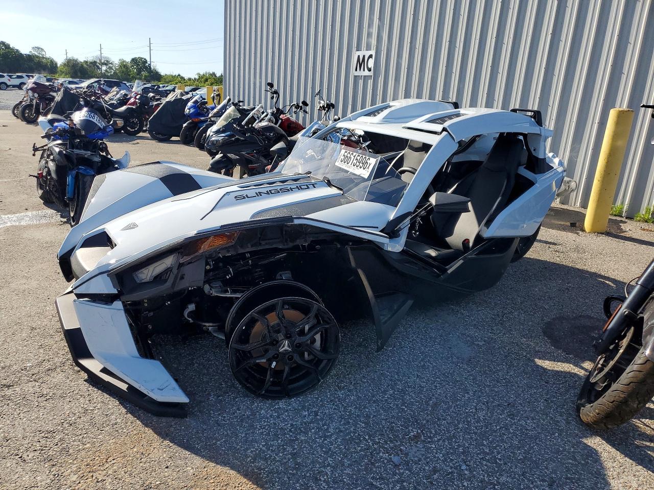 Salvage Polaris Slingshot Image