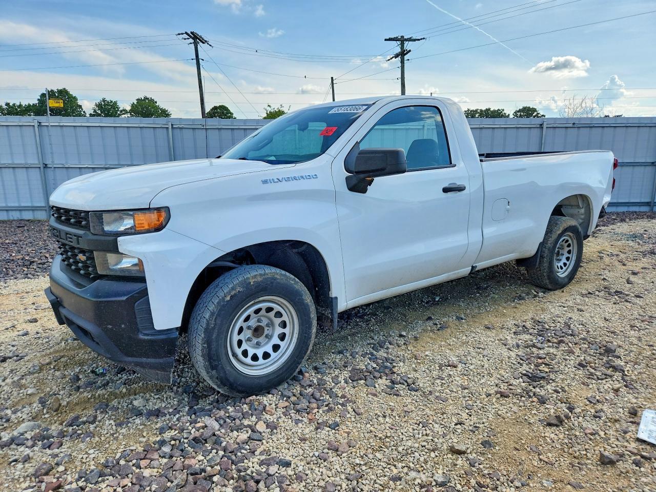 Salvage Chevrolet Silverado Image