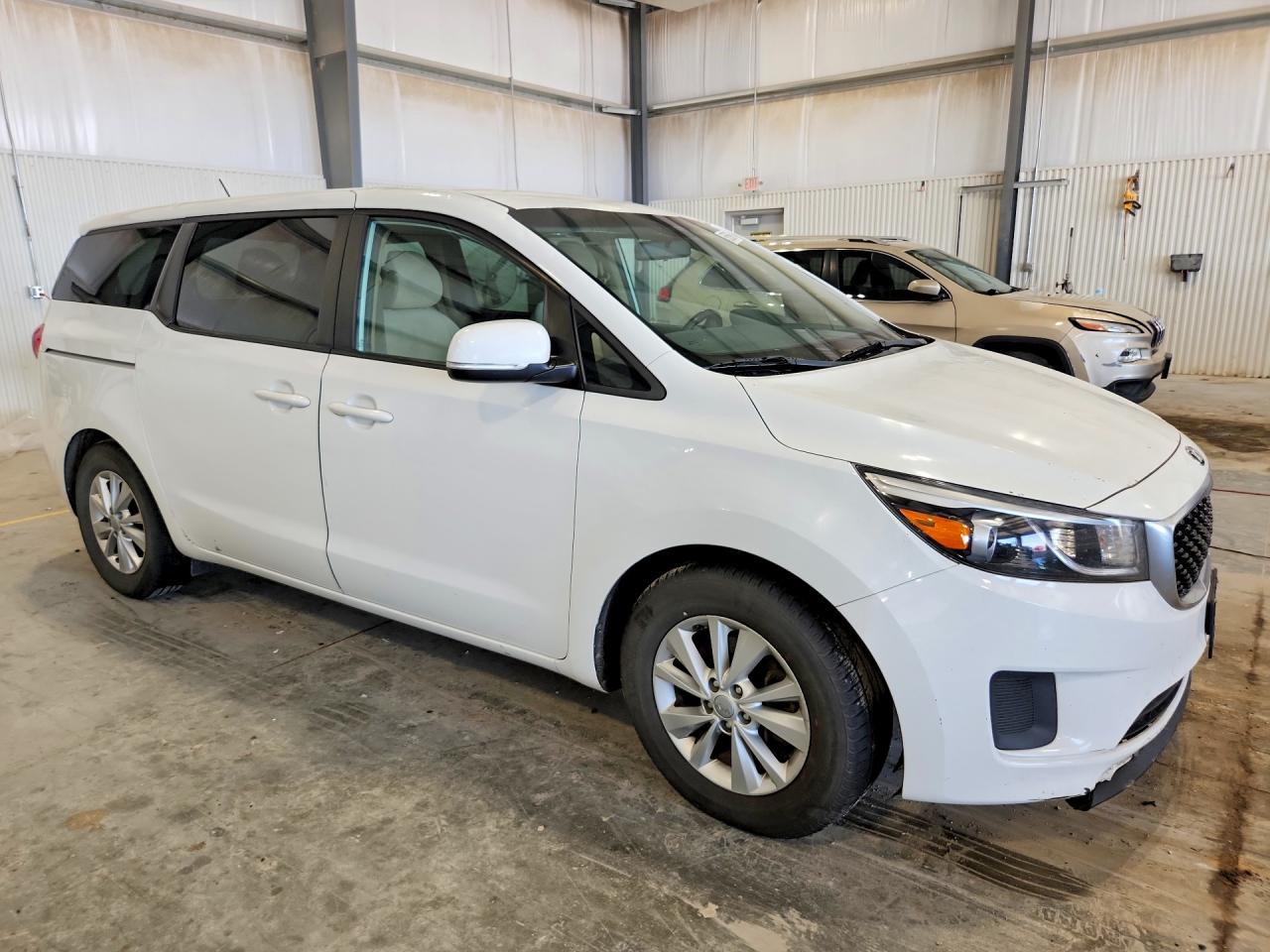 Kia Sedona Lx
