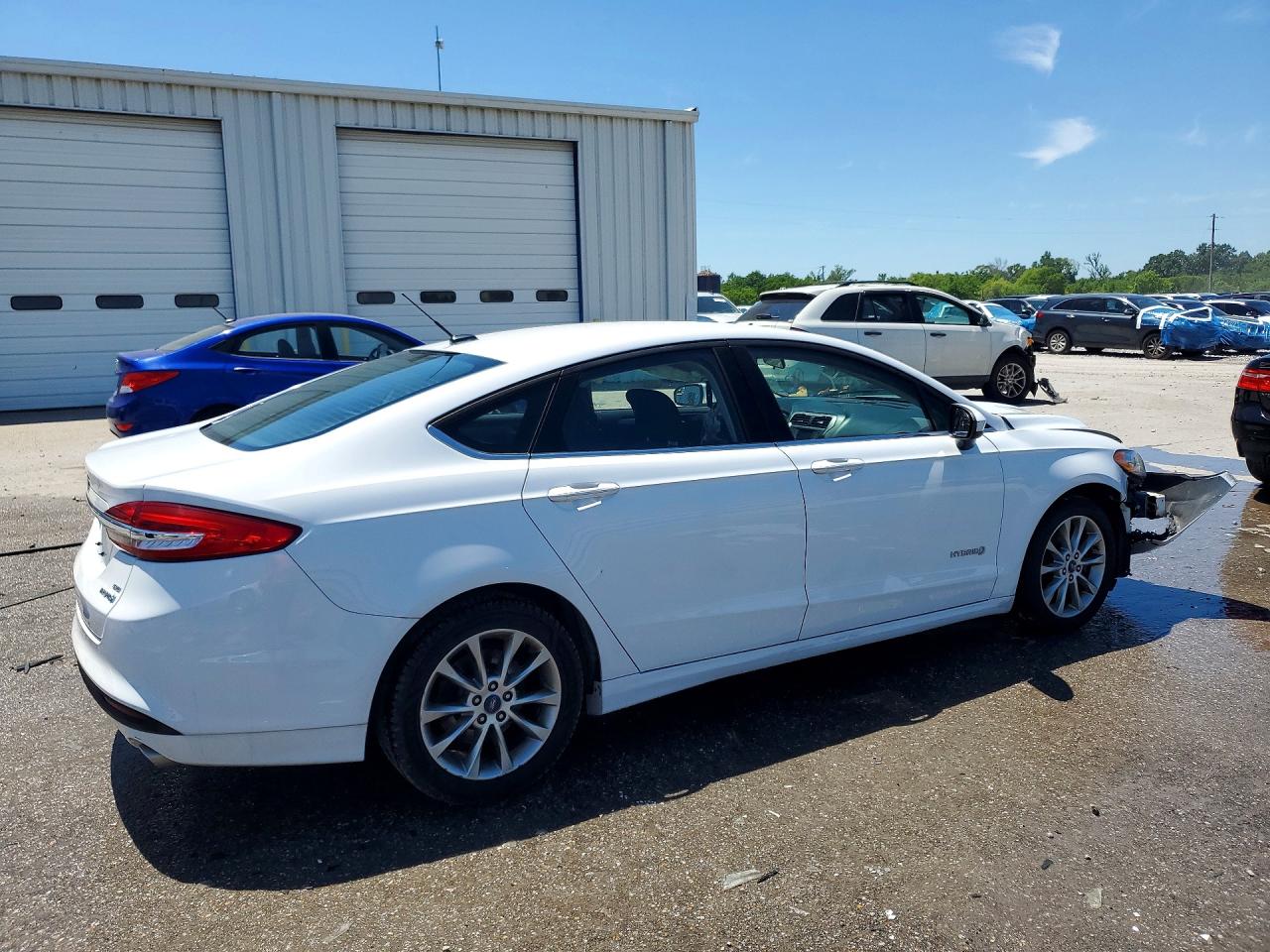 Ford Fusion Se Hybrid