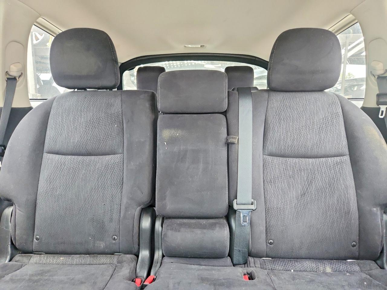 Nissan Pathfinder S