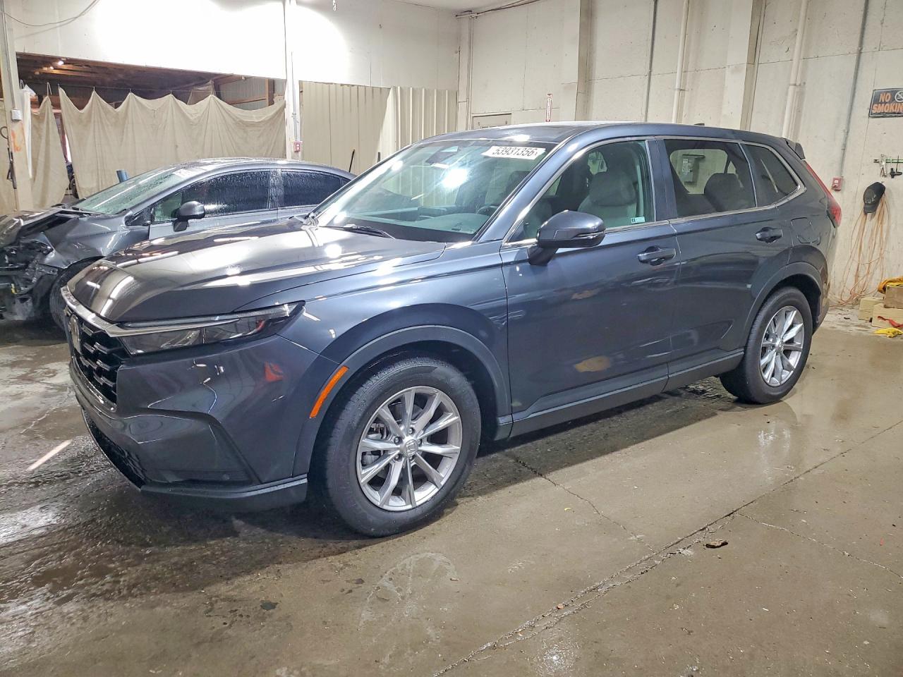 Salvage Honda Crv Image