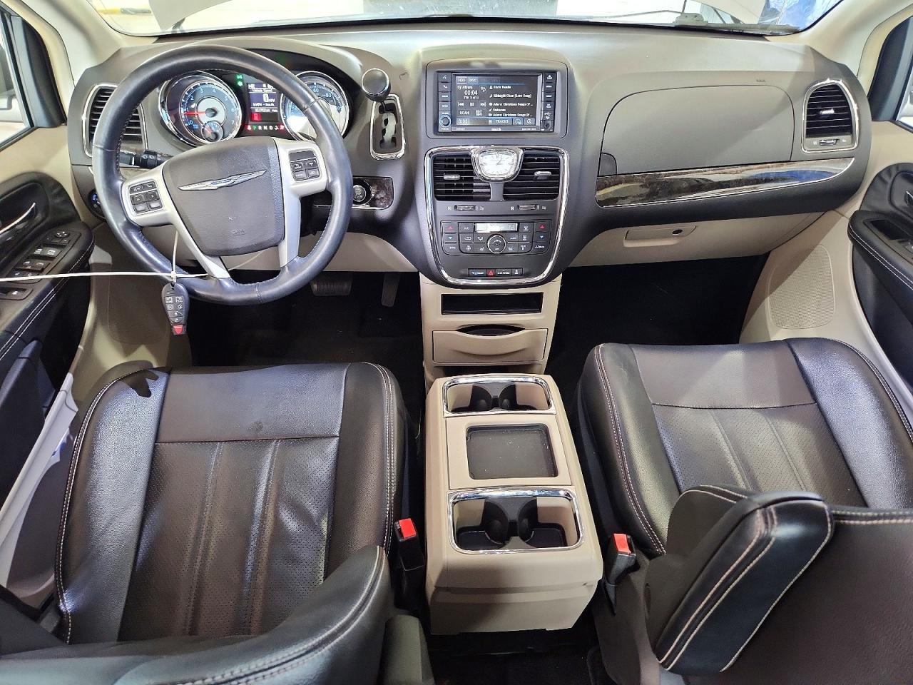 Chrysler Minivan Touring L