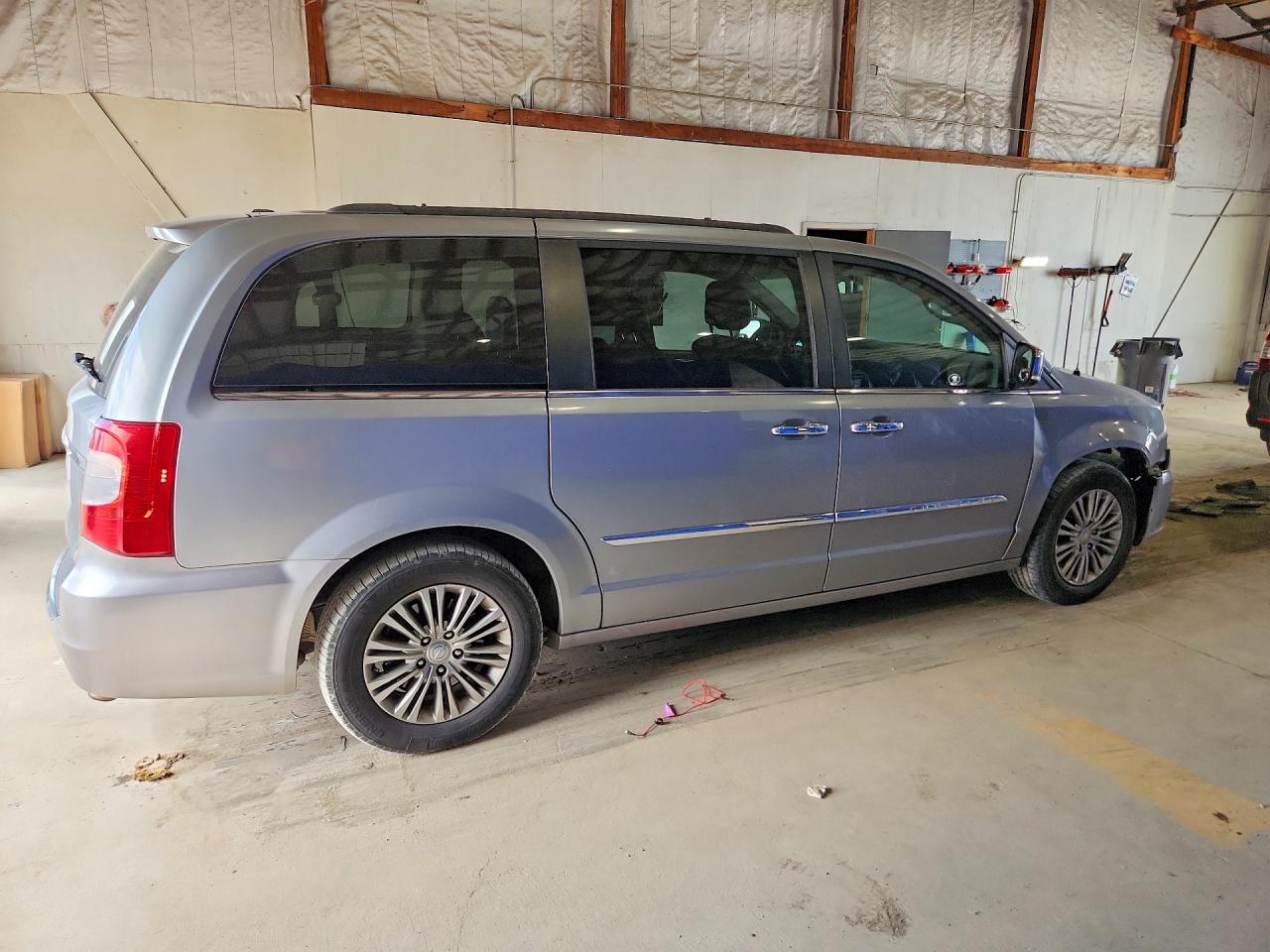 Chrysler Minivan Touring L