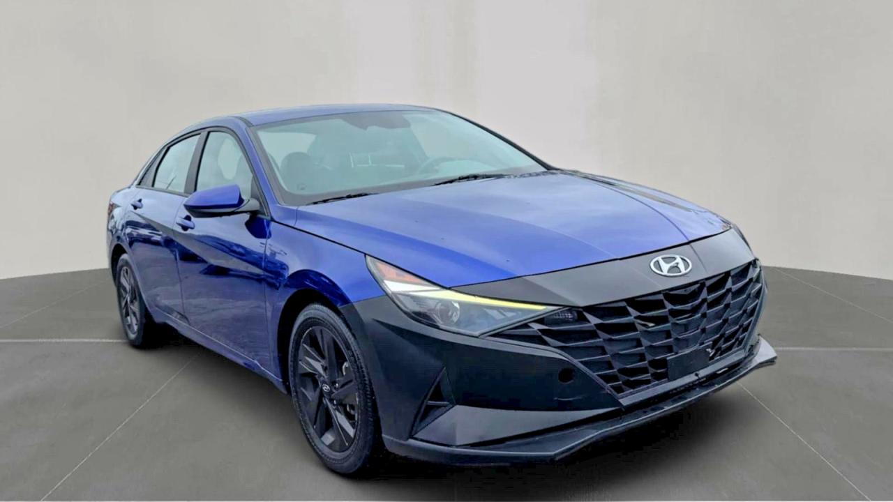 Salvage Hyundai ELANTRA Image