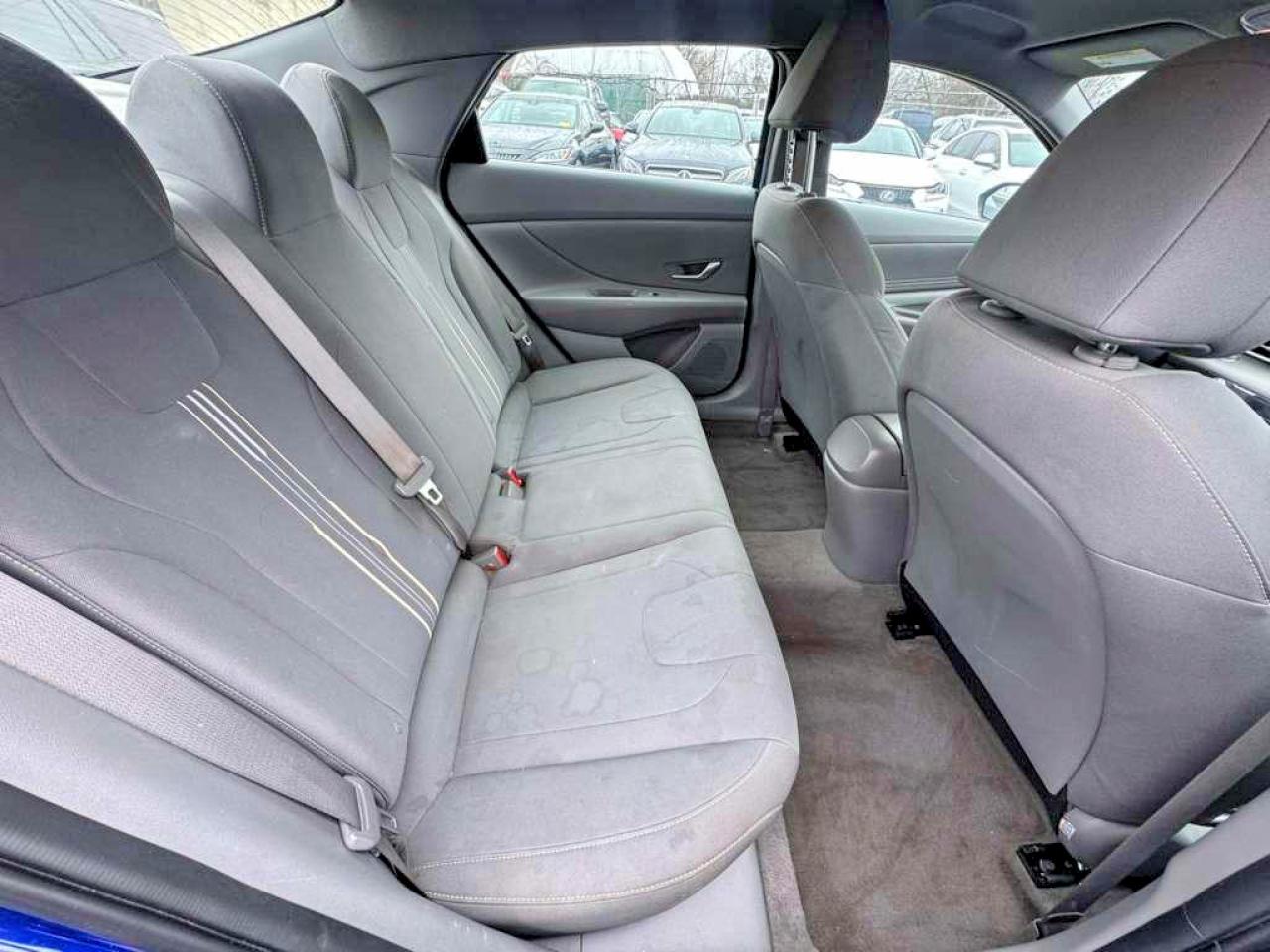 Hyundai ELANTRA Sel