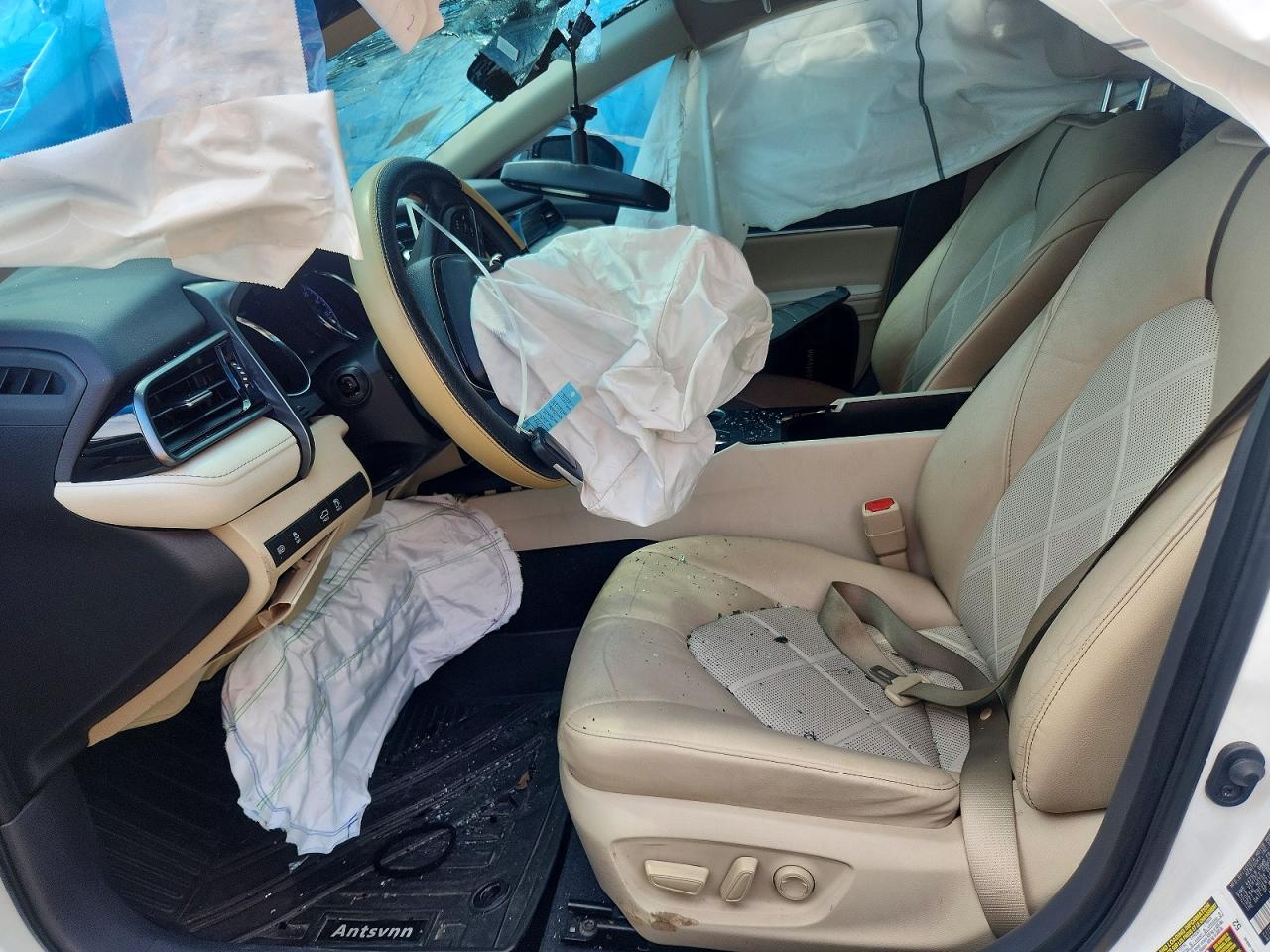 Toyota Camry Xle