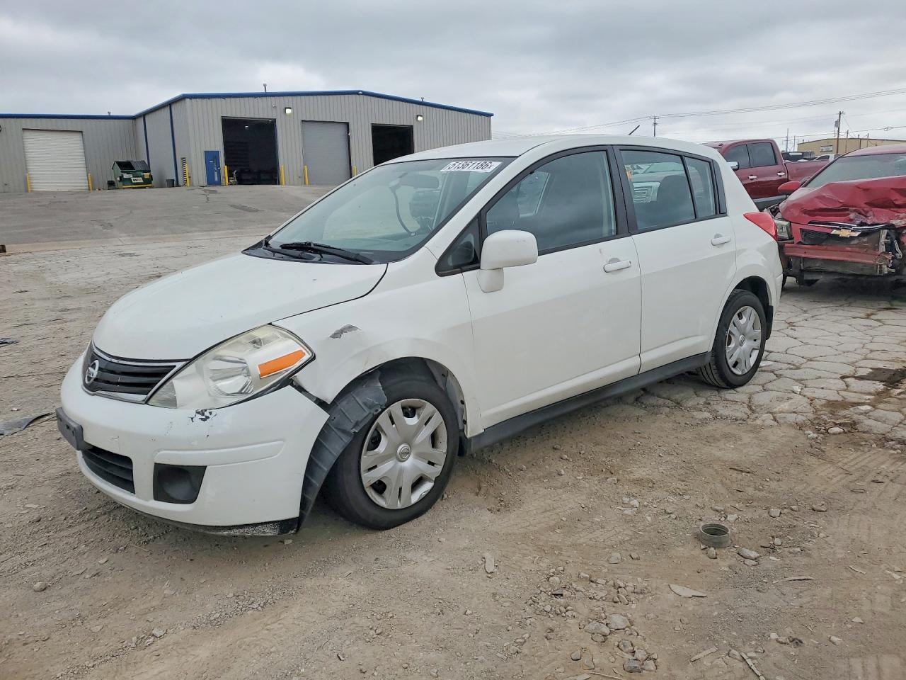 Salvage Nissan Versa Image