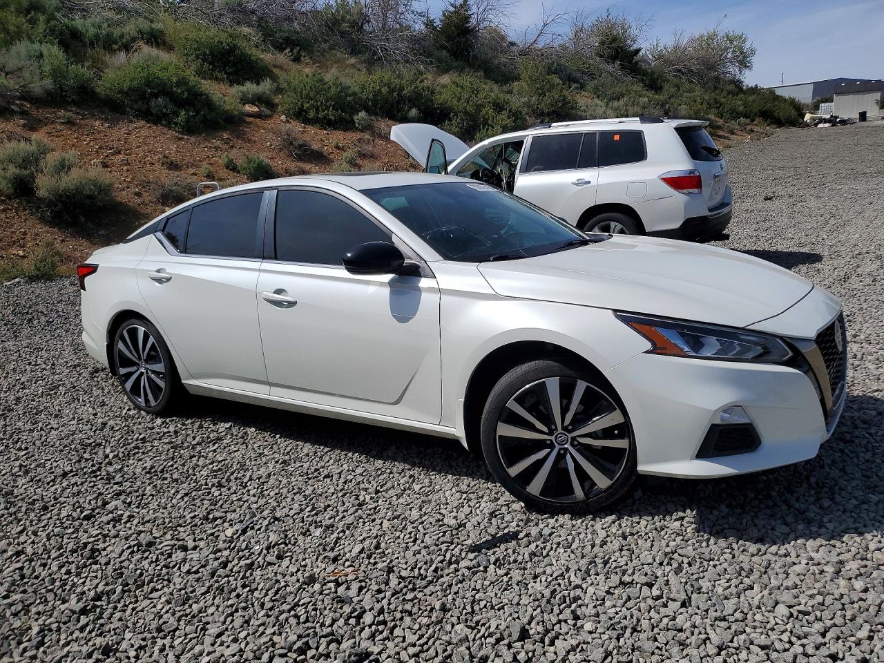 Nissan Altima Sr