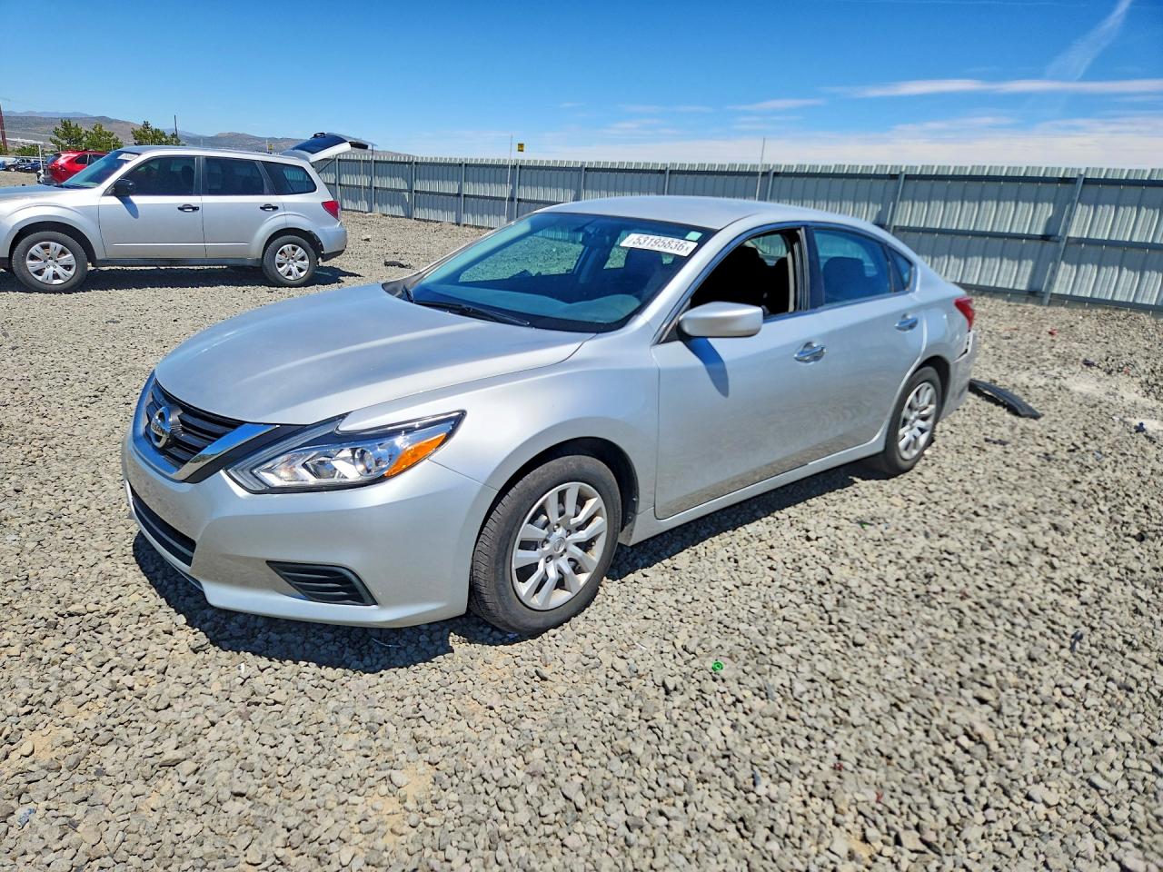 Salvage Nissan Altima Image