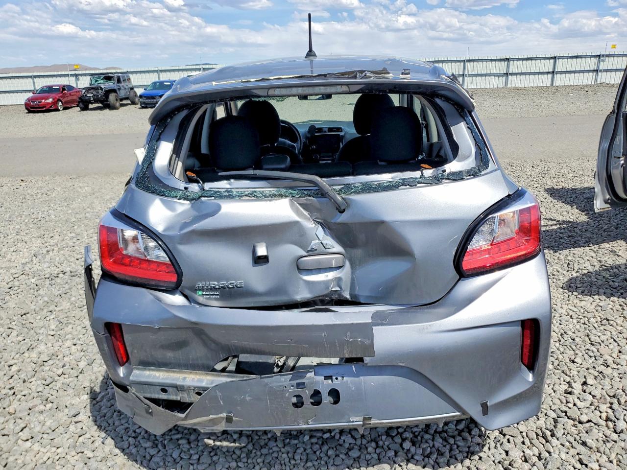 Mitsubishi Mirage Es