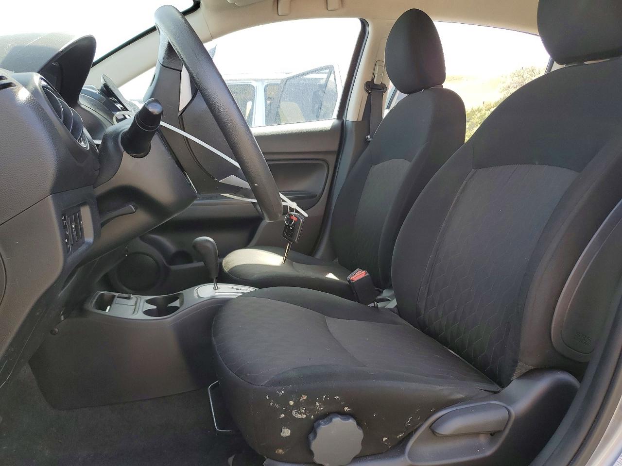 Mitsubishi Mirage Es