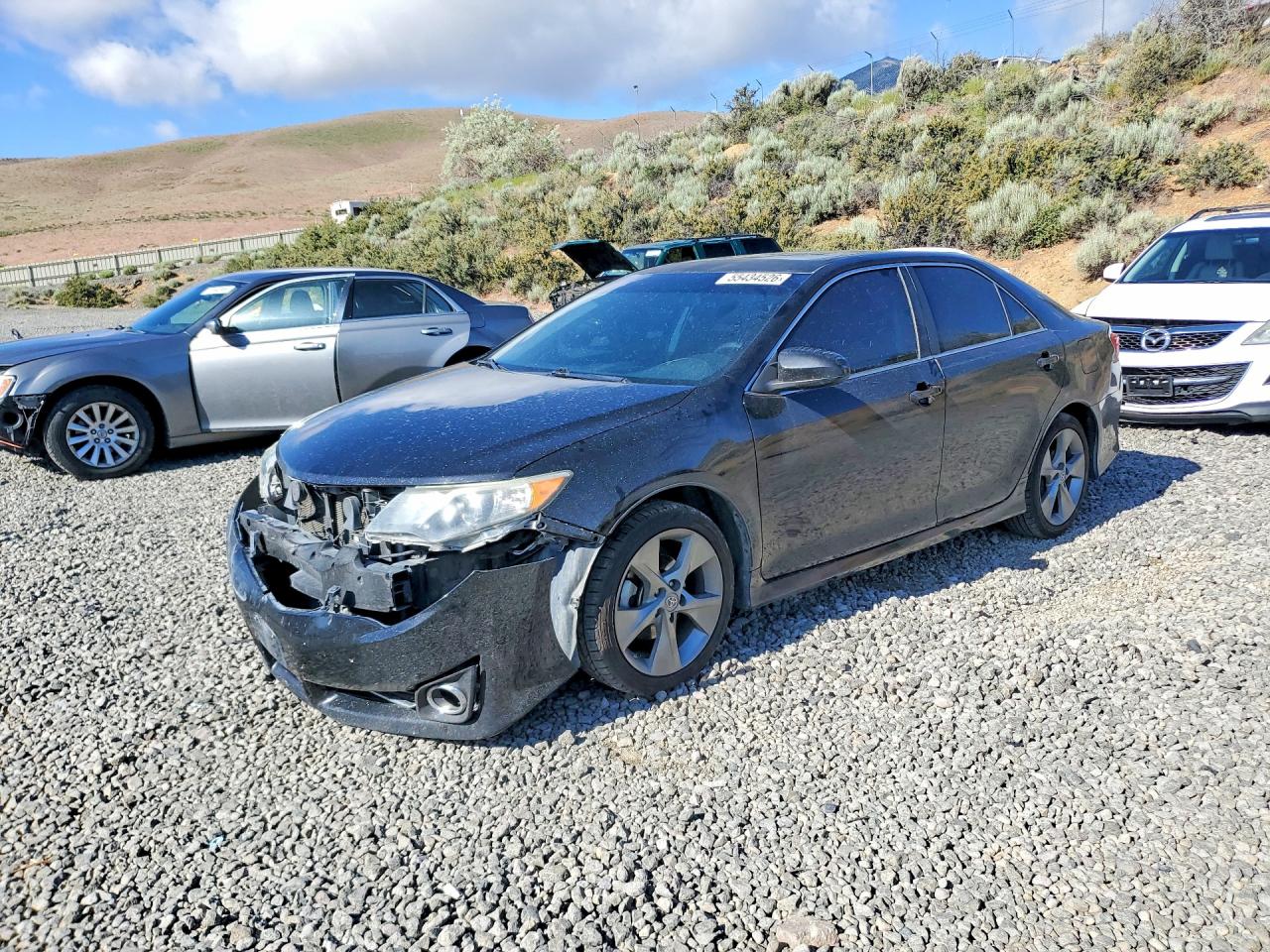 Salvage Toyota Camry Image