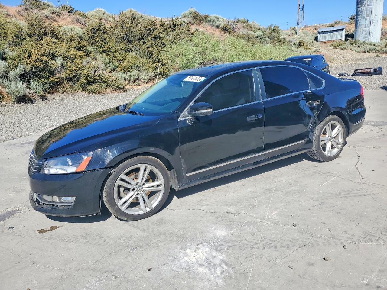 Salvage Volkswagen Passat Image