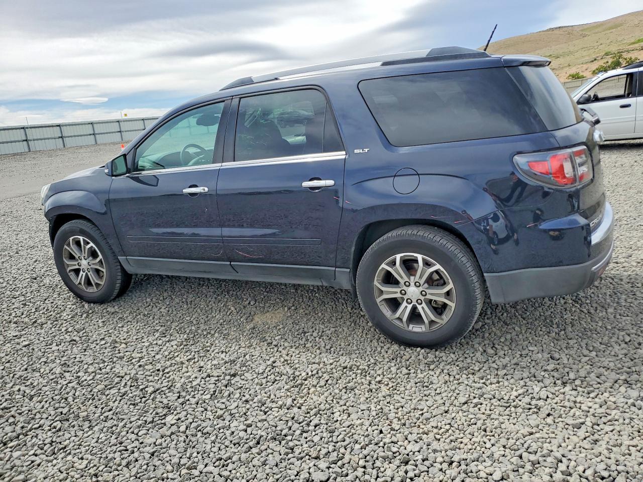 GMC Acadia Slt-2