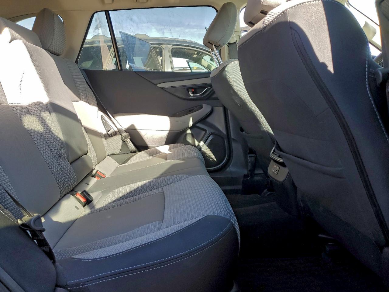 Subaru Outback Premium