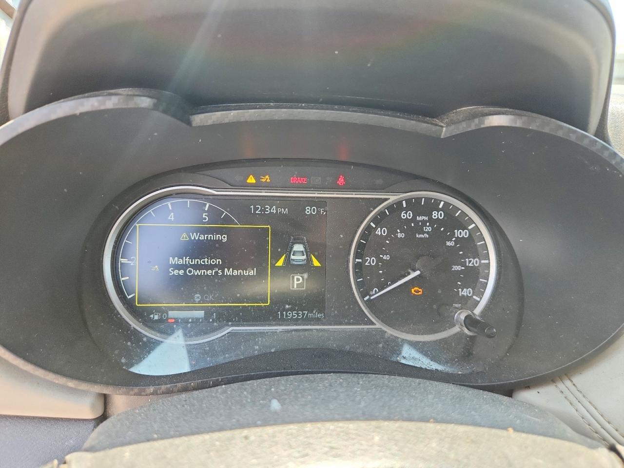 Nissan Versa Sv