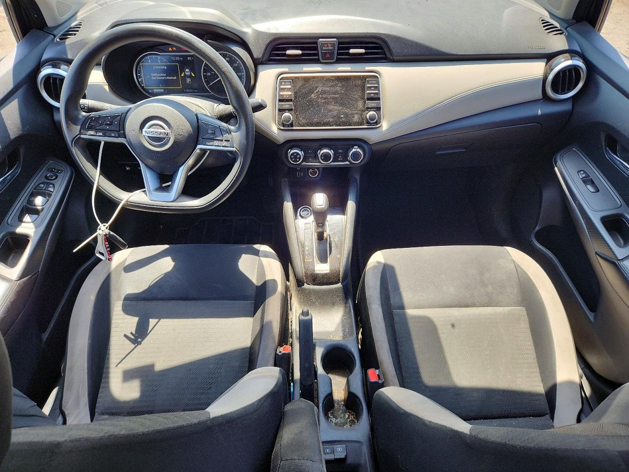 Nissan Versa Sv