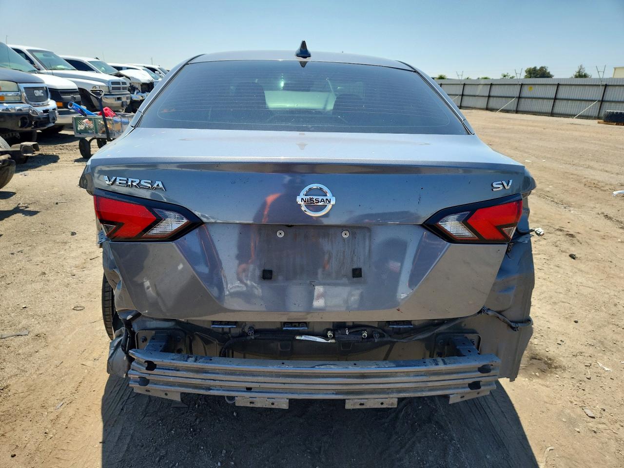 Nissan Versa Sv