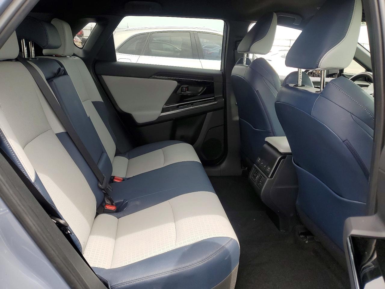 Subaru Solterra Premium