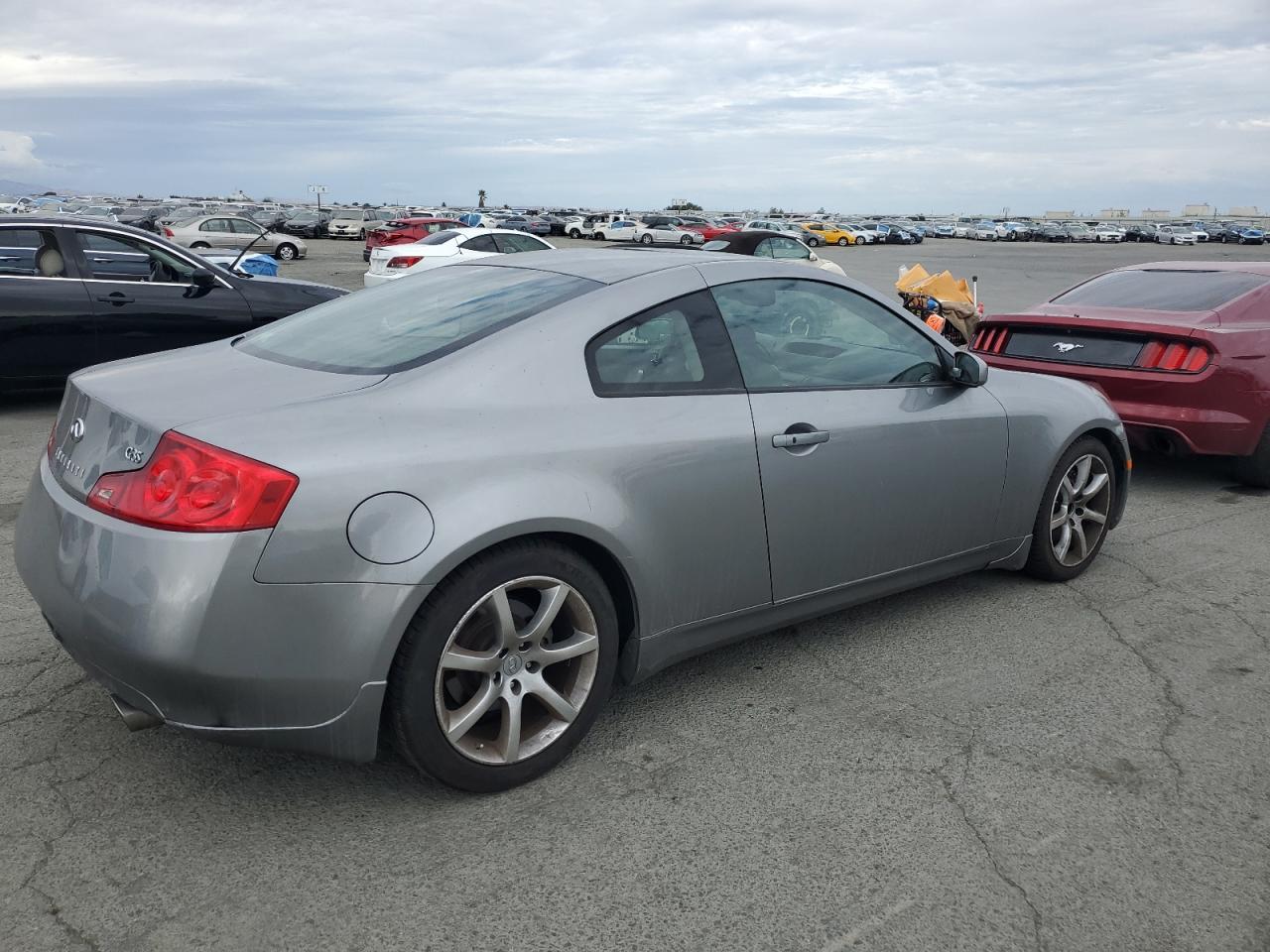 INFINITI G35 Base