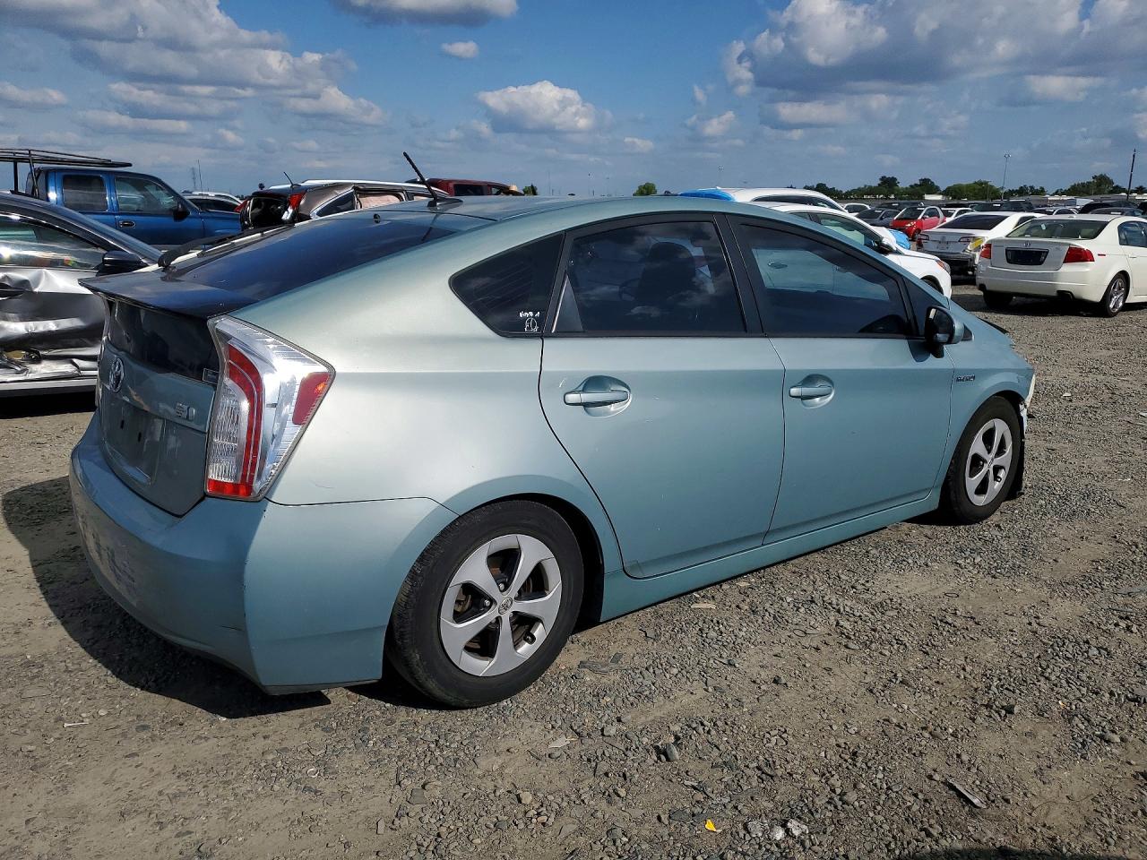 Toyota Prius Three