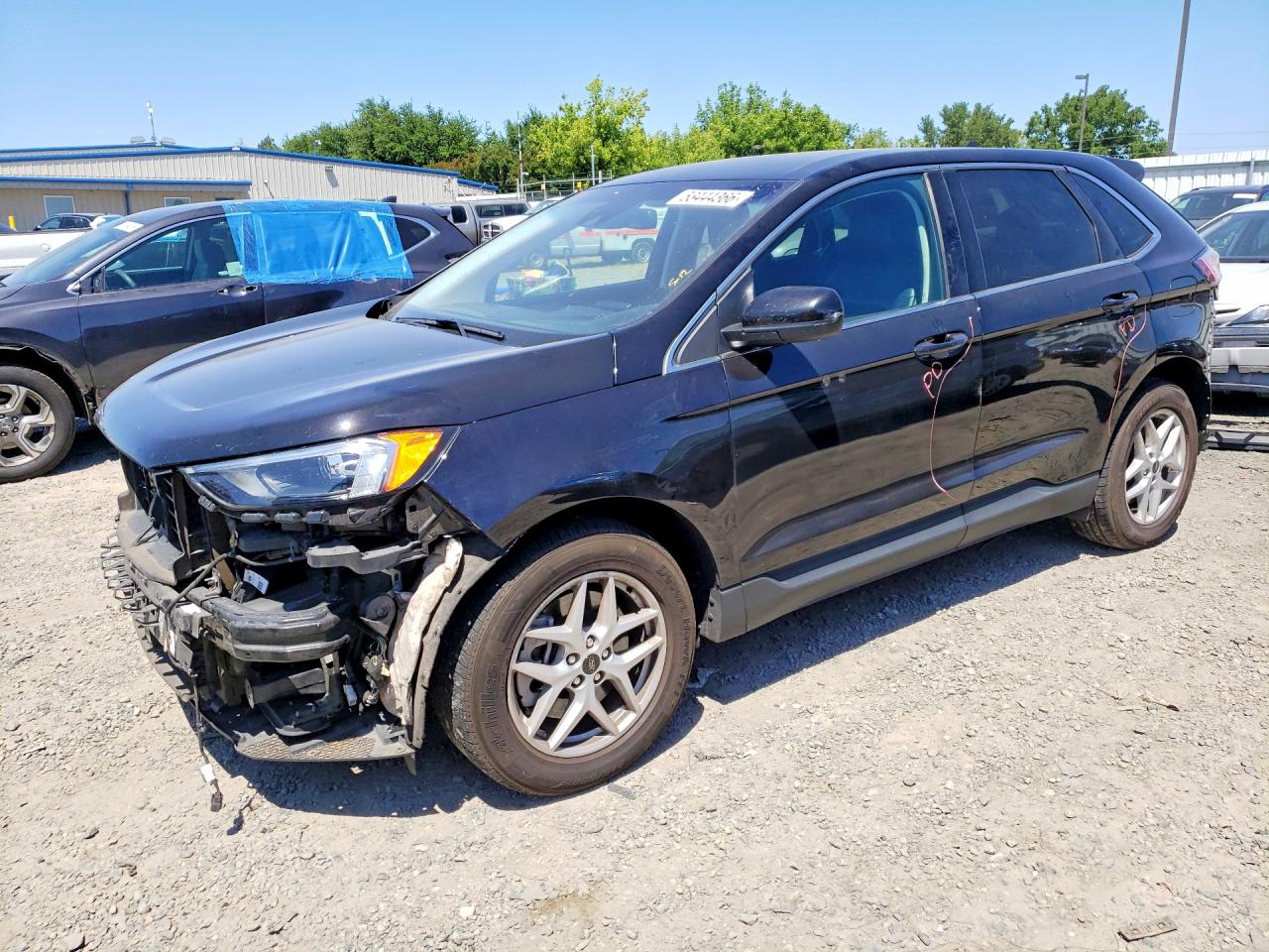 Salvage Ford Edge Image