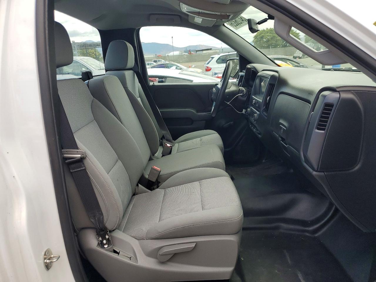 Chevrolet Silverado C1500