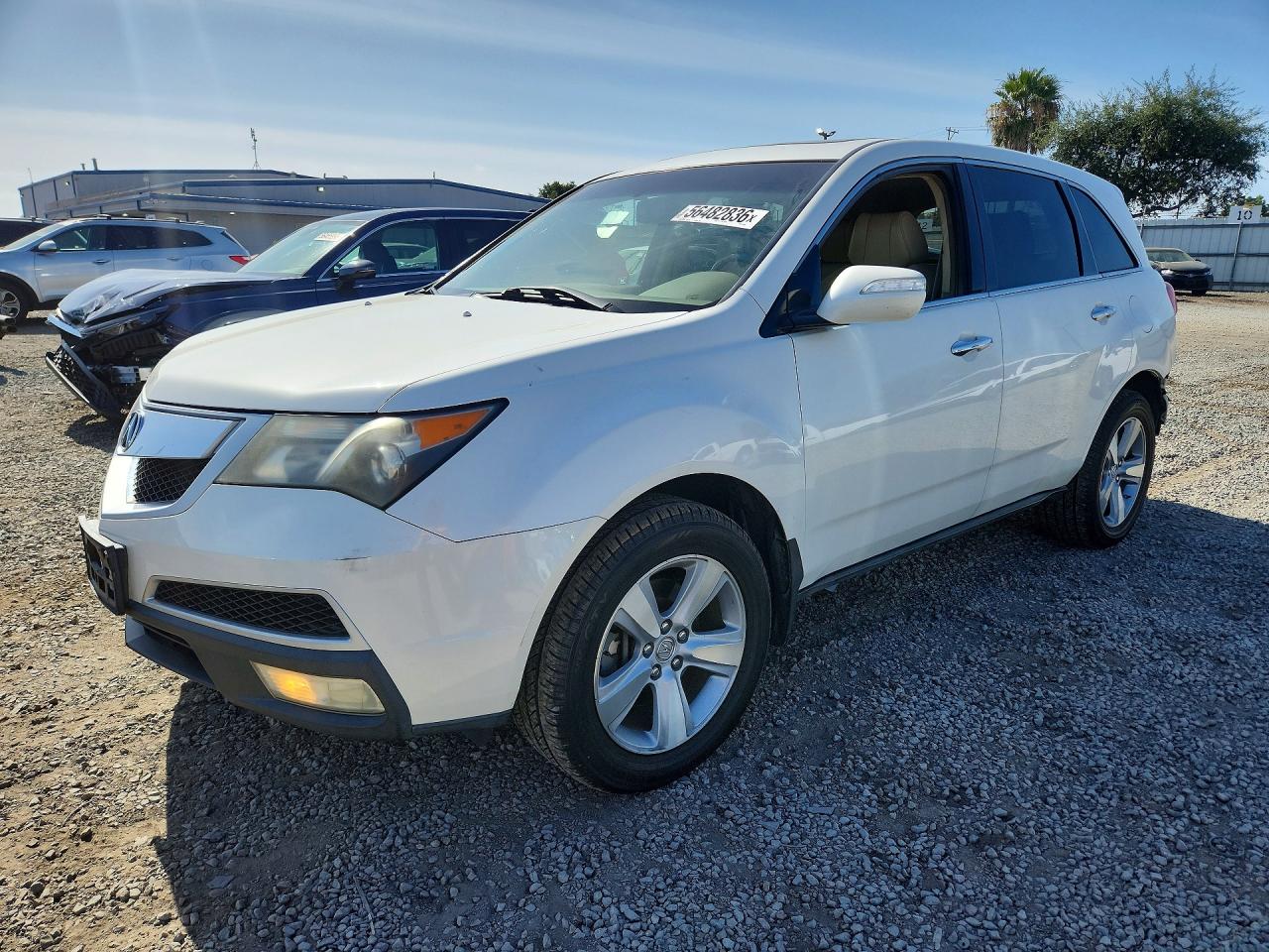 Salvage Acura MDX Image