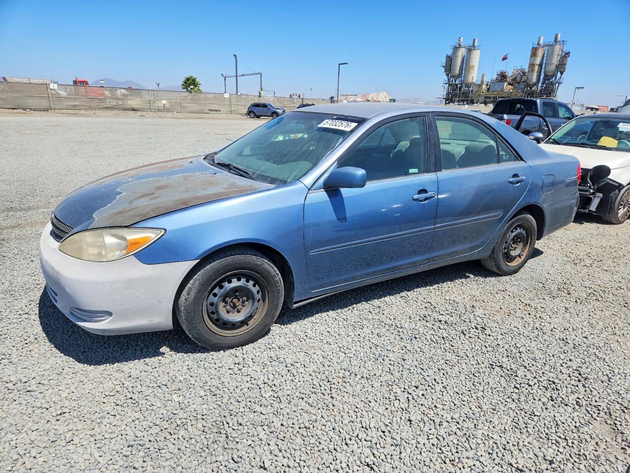 Salvage Toyota Camry Image