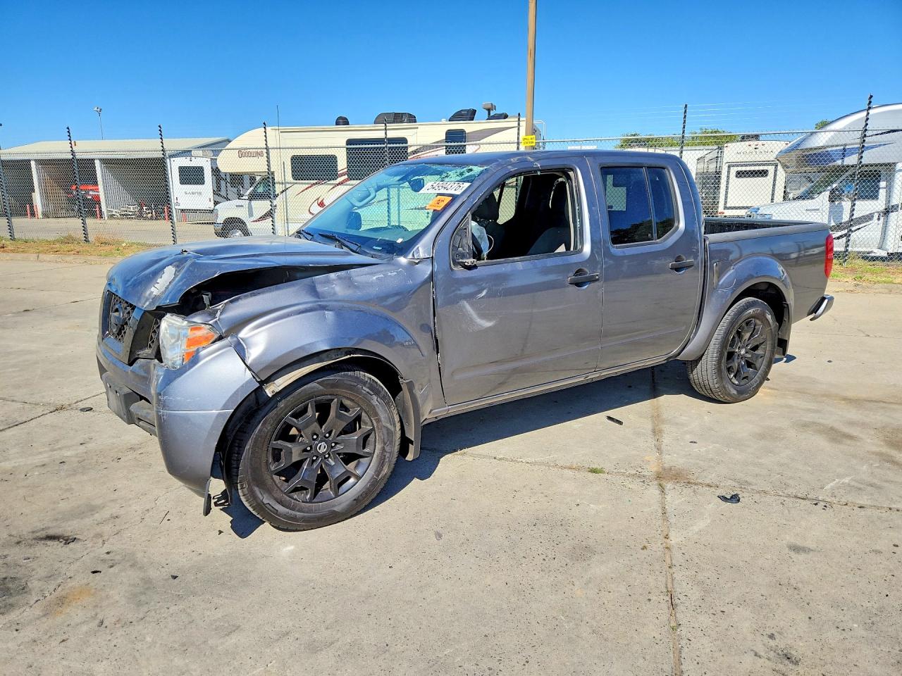 Salvage Nissan Frontier Image