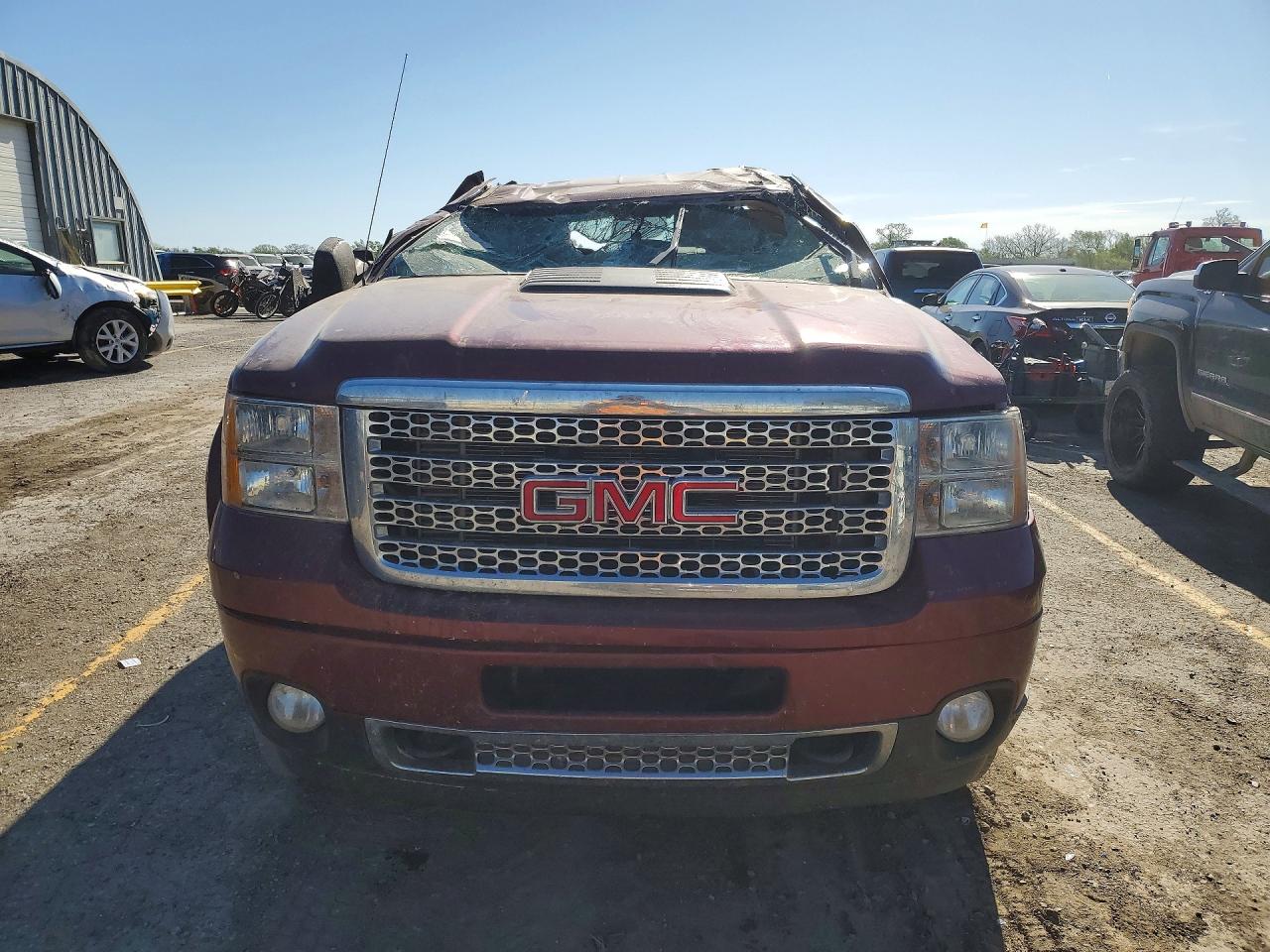 GMC Sierra K2500 Denali