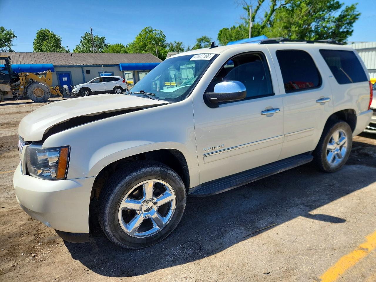 Salvage Chevrolet Tahoe Image