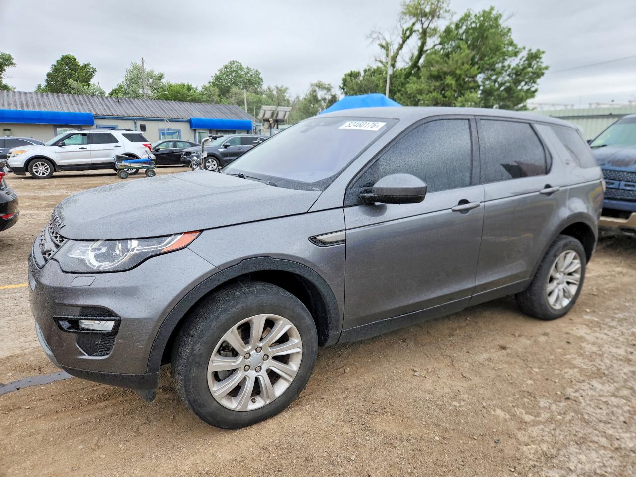 Salvage Land Rover Discovery Image