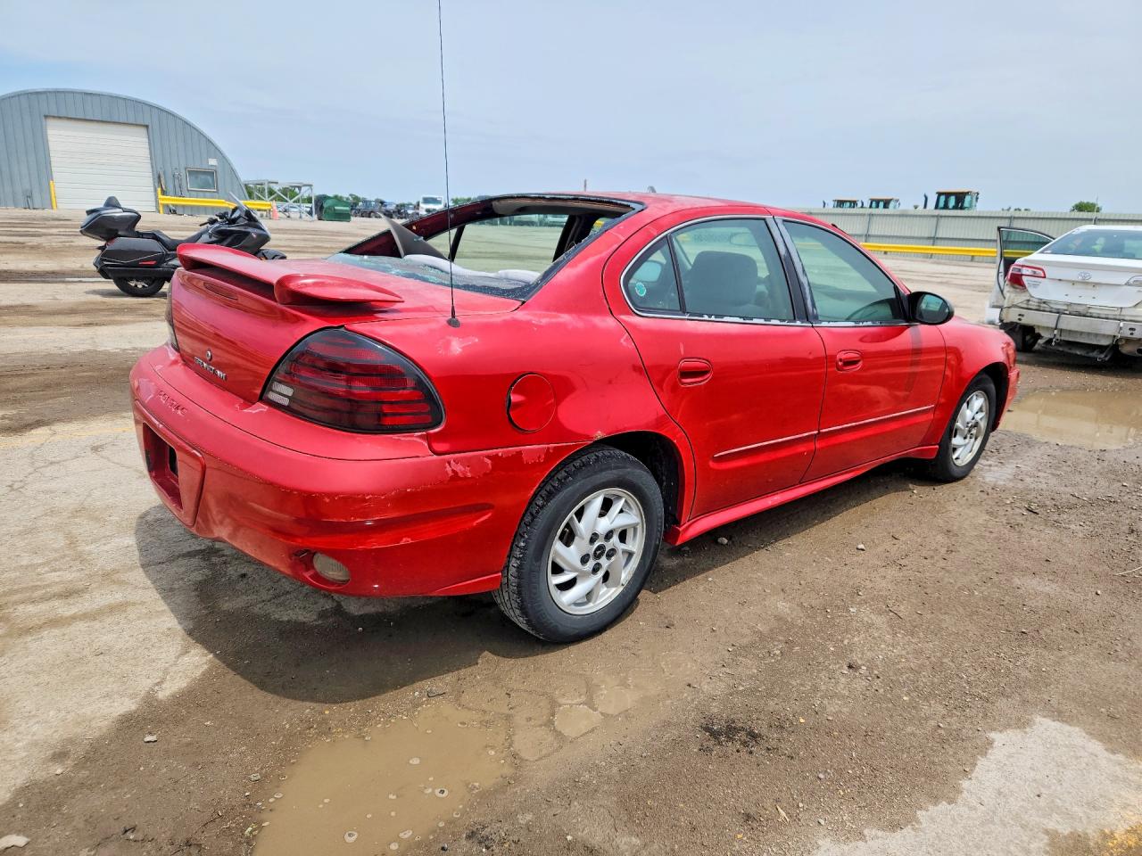 Pontiac Grandam Se1