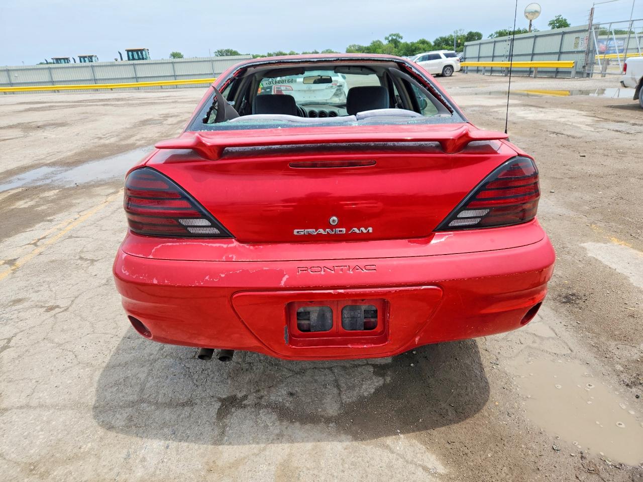 Pontiac Grandam Se1