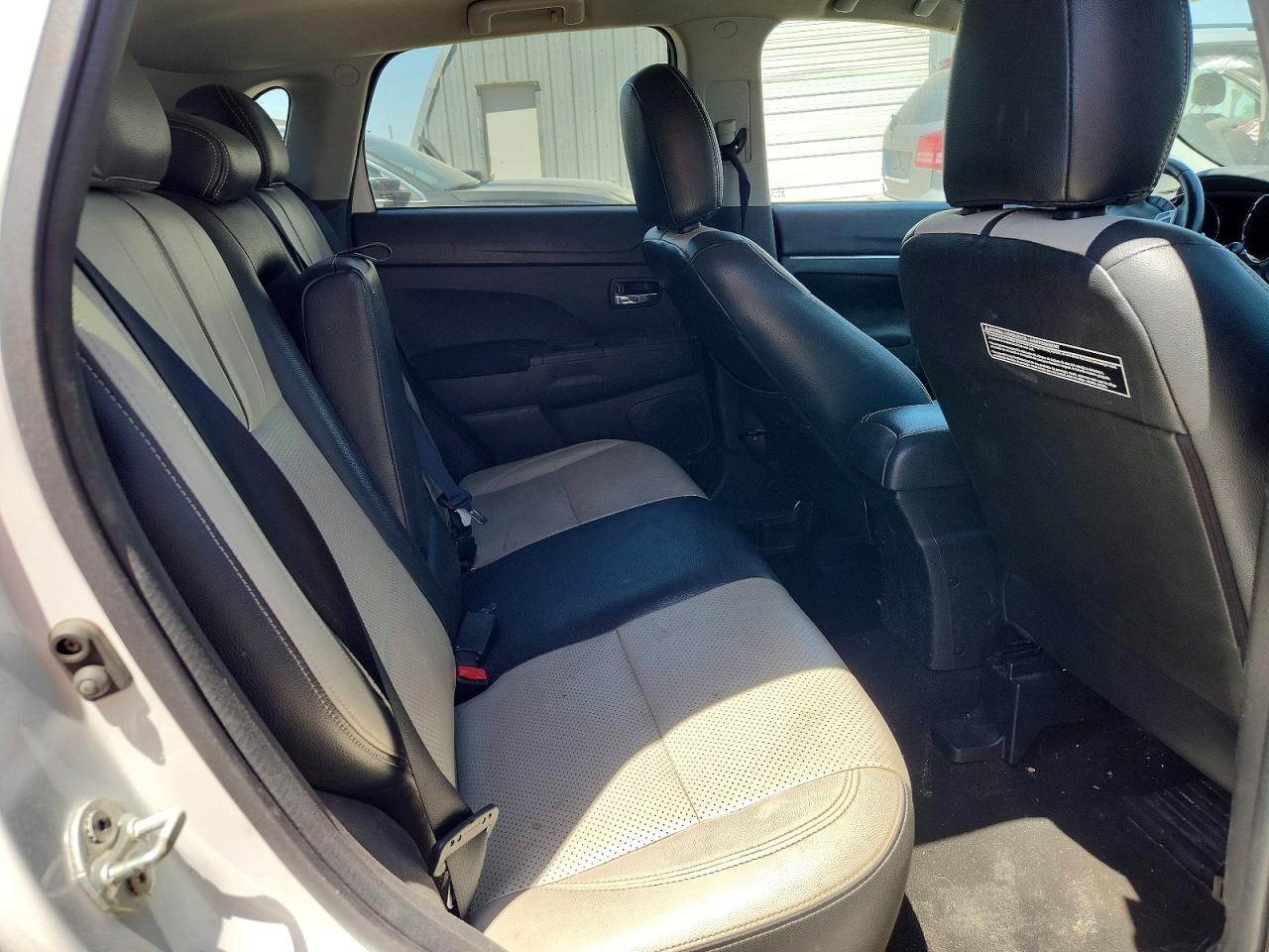 Mitsubishi Outlander Le