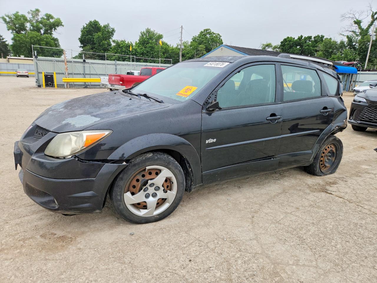 Salvage Pontiac Vibe Image