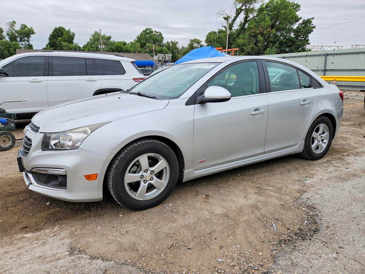 Salvage Chevrolet Cruze Image