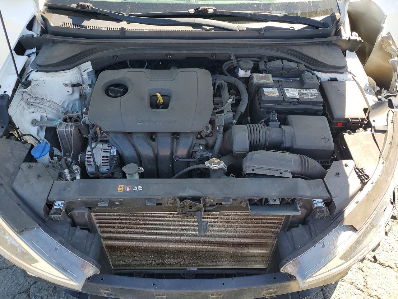 Hyundai ELANTRA Sel